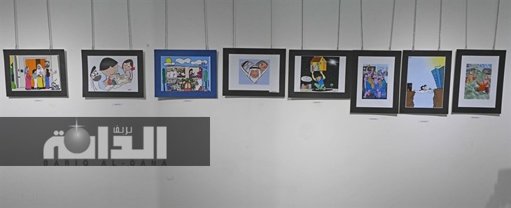 من اللوحات المعروضة 