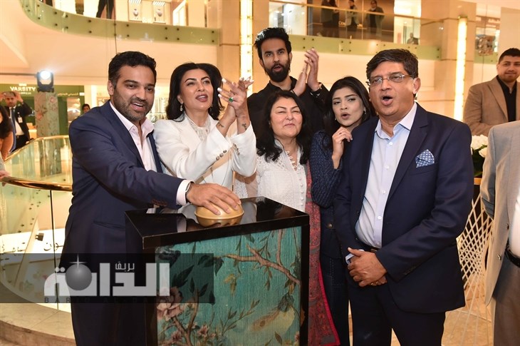 لحظة الافتتاح 